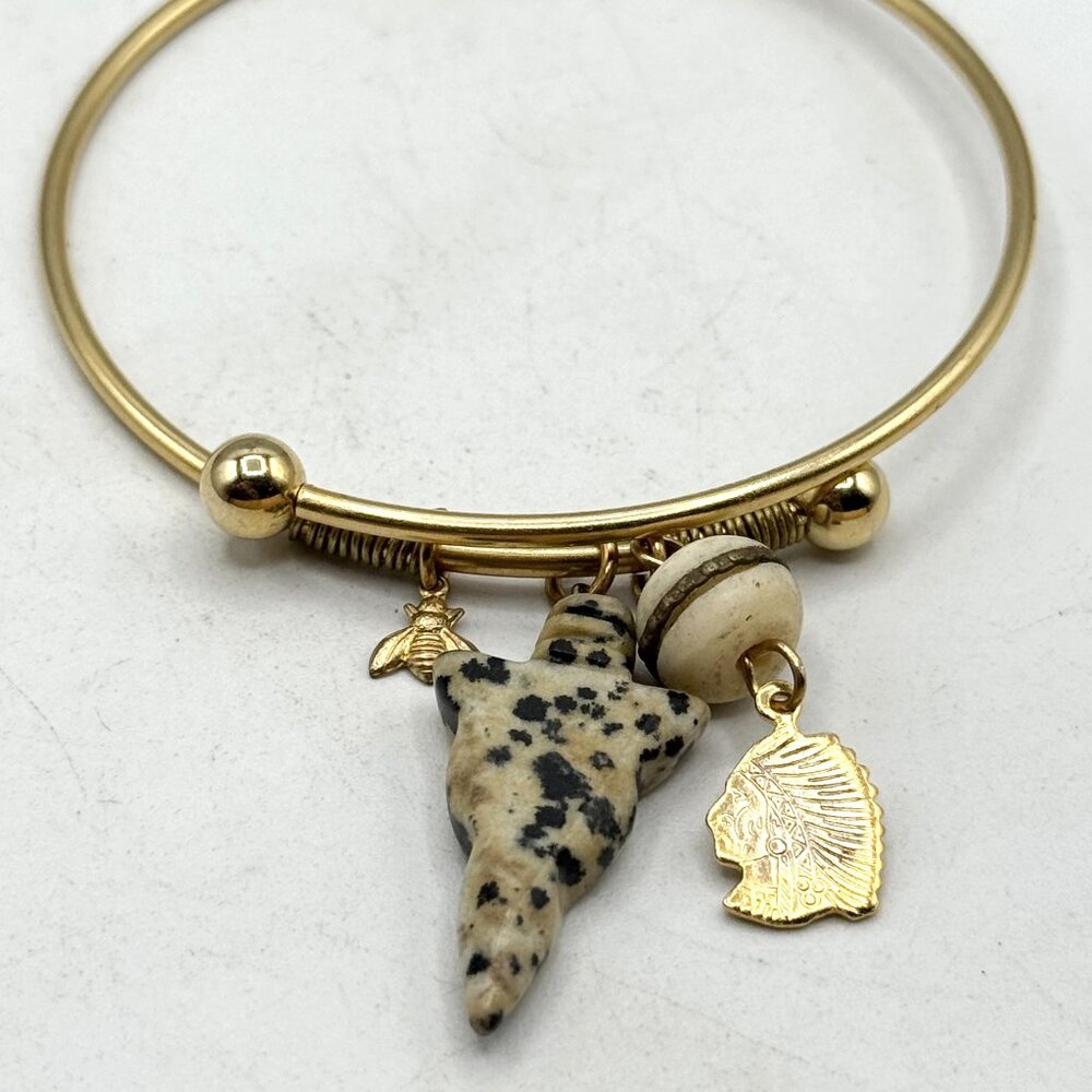 Vintage arrowhead white stone bead Indian chief charm bracelet
